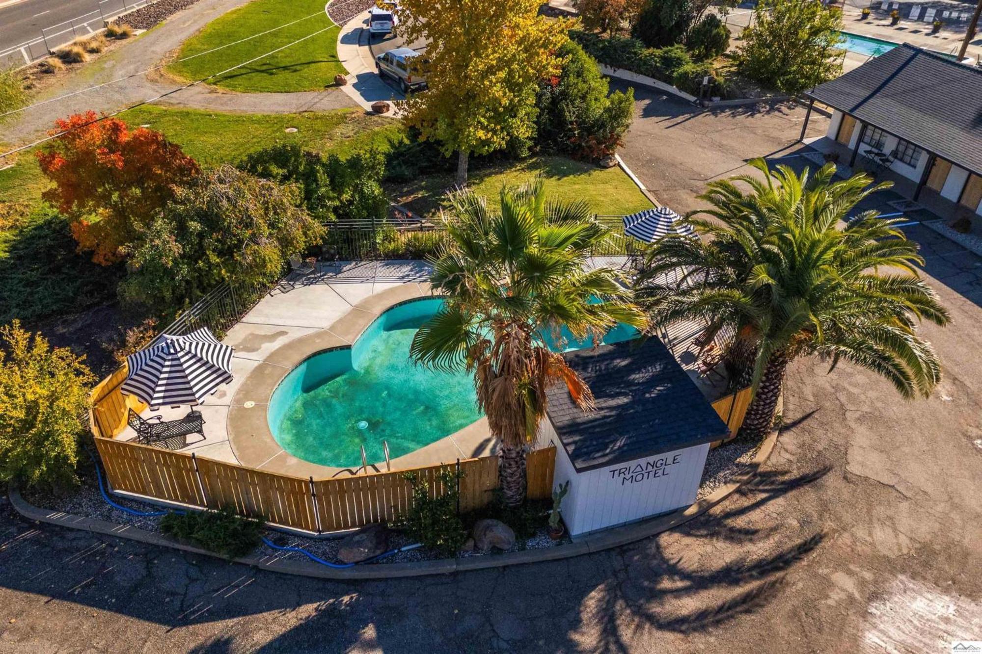 Triangle Motel Red Bluff Exterior photo